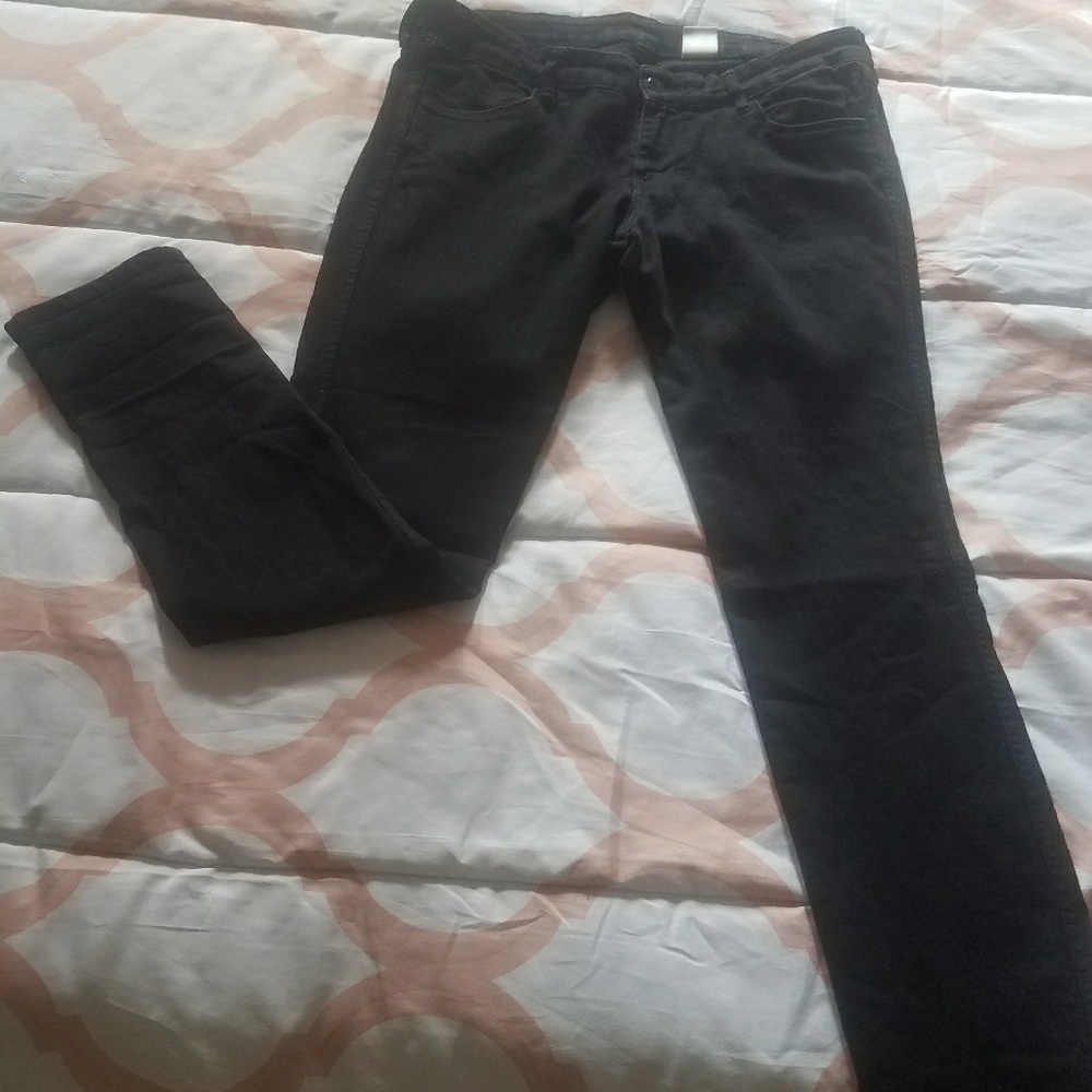 Black skinny jeans